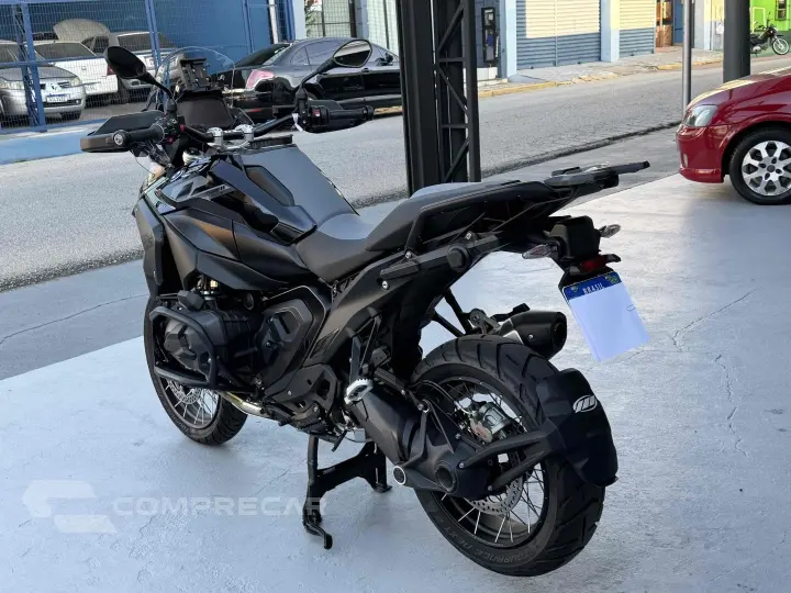 R 1300 GS TRIPLE BLACK