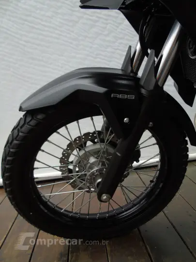 KAWASAKI VERSYS-X 300 ABS