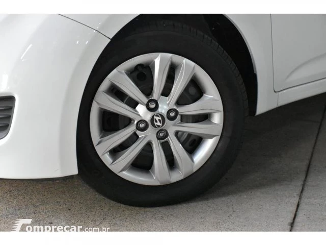 HB20 - 1.0 COMFORT PLUS 12V 4P MANUAL