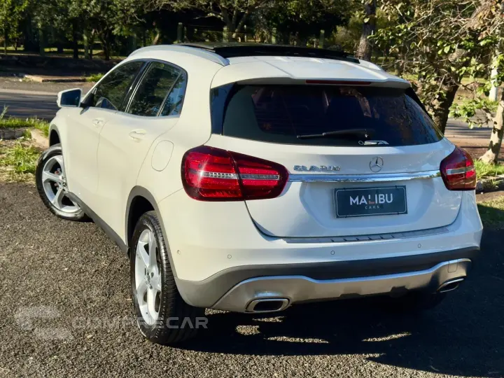 GLA 200 1.6 CGI Enduro 16V Turbo