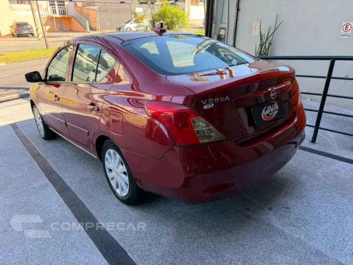 VERSA 1.0 12V FlexStart 4p Mec.