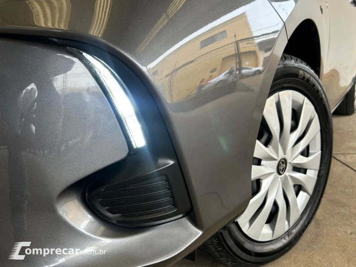 YARIS 1.5 16V FLEX SEDAN XL LIVE MULTIDRIVE