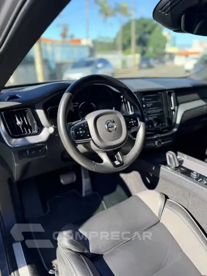 XC60 2.0 T8 Hybrid R-design AWD Geartronic