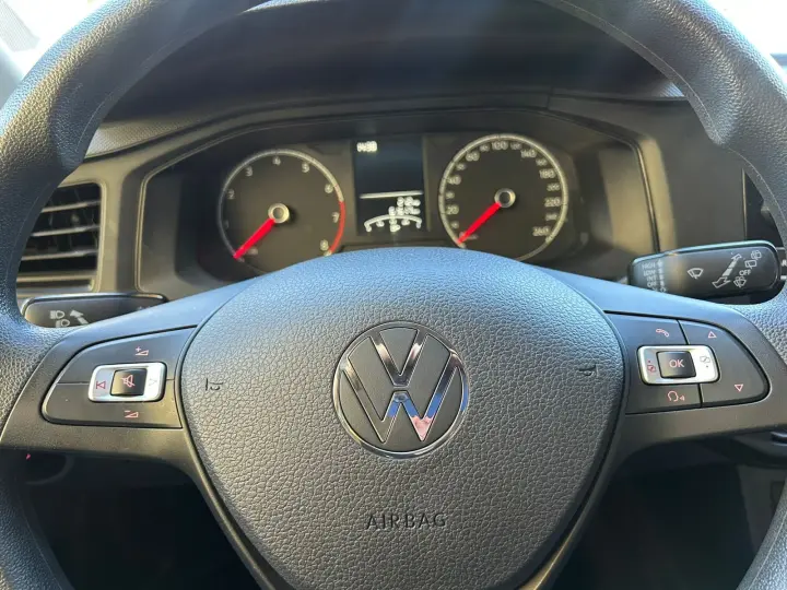 Polo Track 1.0 Flex 12V 5p