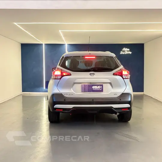 KICKS SV 1.6 16V FlexStar 5p Aut.
