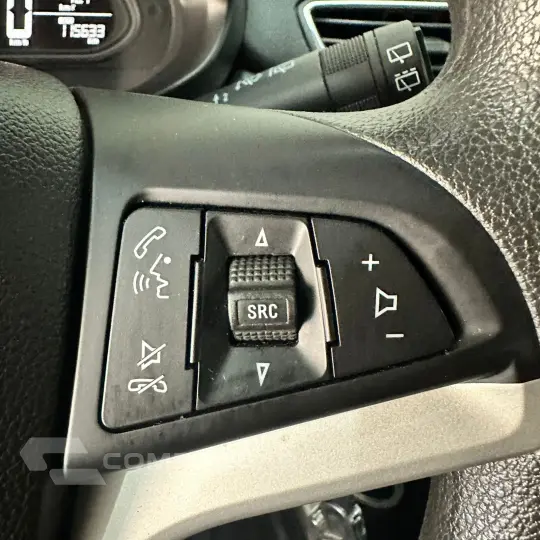 ONIX HATCH LT 1.0 8V FlexPower 5p Mec.