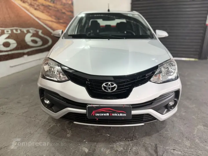 Etios Sedan 1.5 16V 4P FLEX X PLUS AUTOMÁTICO