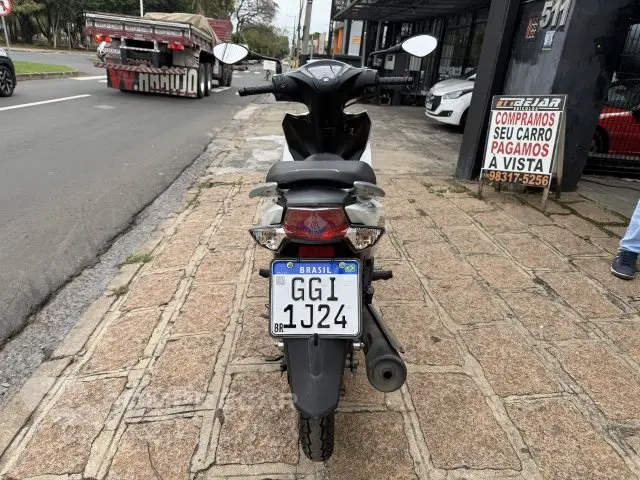 BIZ 110i - Street