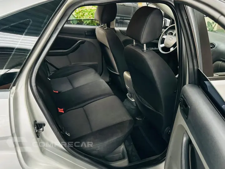 FOCUS 1.6 8V