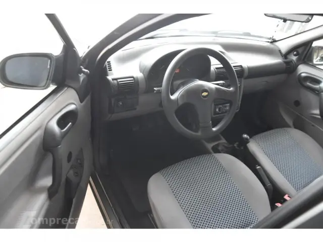 CLASSIC - 1.0 MPFI LS 8V 4P MANUAL