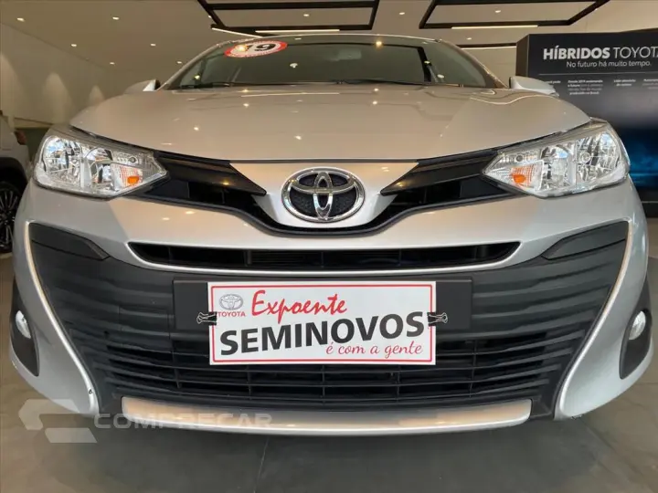 YARIS 1.5 16V FLEX SEDAN XL PLUS TECH MULTIDRIVE