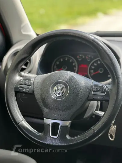 VOYAGE 1.0 MI Comfortline 8V