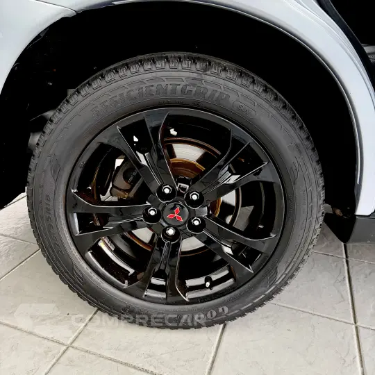 OUTLANDER 2.0 16V 160cv Aut.