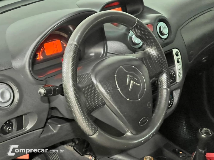 C3 1.4 I Exclusive 8V