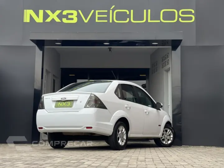FIESTA 1.6 ROCAM SEDAN 8V FLEX 4P MANUAL