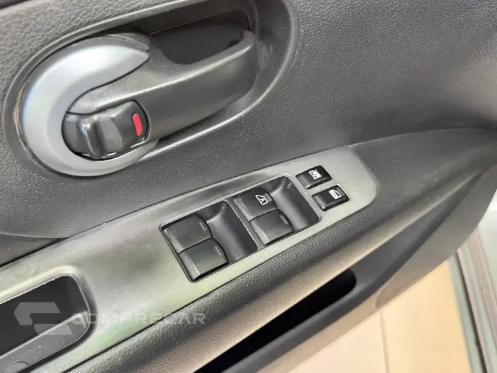 LIVINA 1.8 SL X-GEAR 16V FLEX 4P AUTOMÁTICO