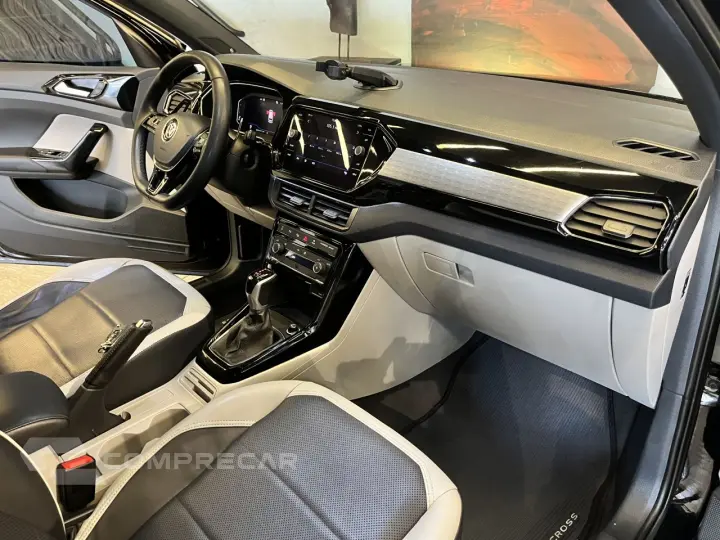 T-Cross 1.4 4P 250 TSI FLEX HIGHLINE AUTOMÁTICO