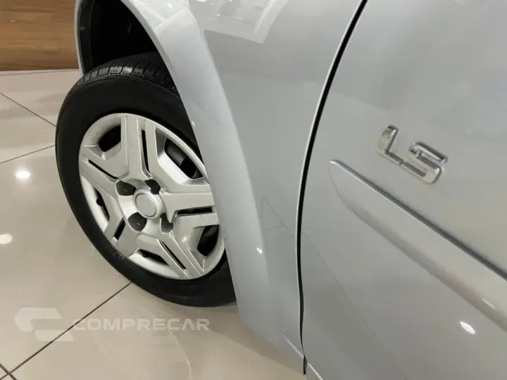 CLASSIC 1.0 MPFI LS 8V FLEX 4P MANUAL