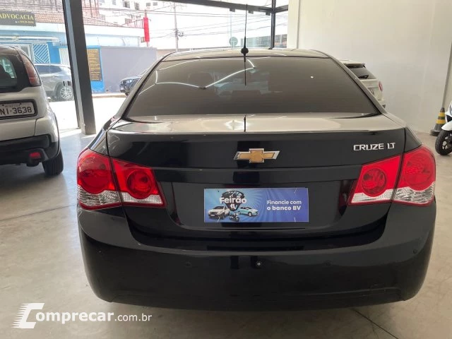CRUZE SEDAN - 1.8 LT 16V 4P AUTOMÁTICO