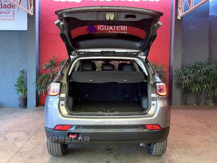 COMPASS 2.0 16V DIESEL TRAILHAWK 4X4 AUTOMÁTICO