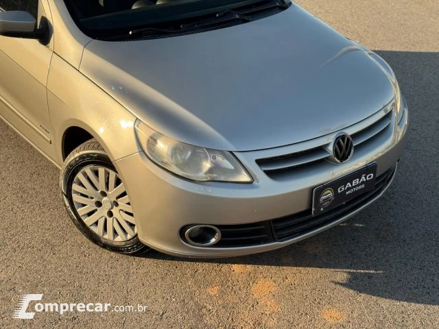VOYAGE - 1.0 MI 8V 4P MANUAL
