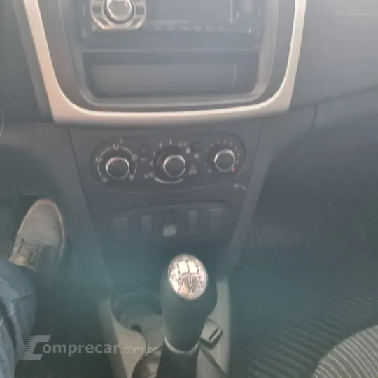 LOGAN 1.0 Authentique 16V