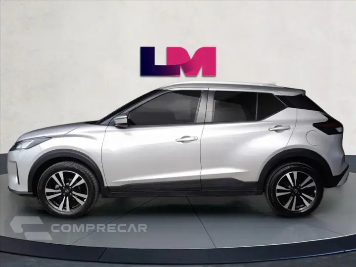 KICKS PLAY 1.6 16V FLEXSTART SENSE XTRONIC