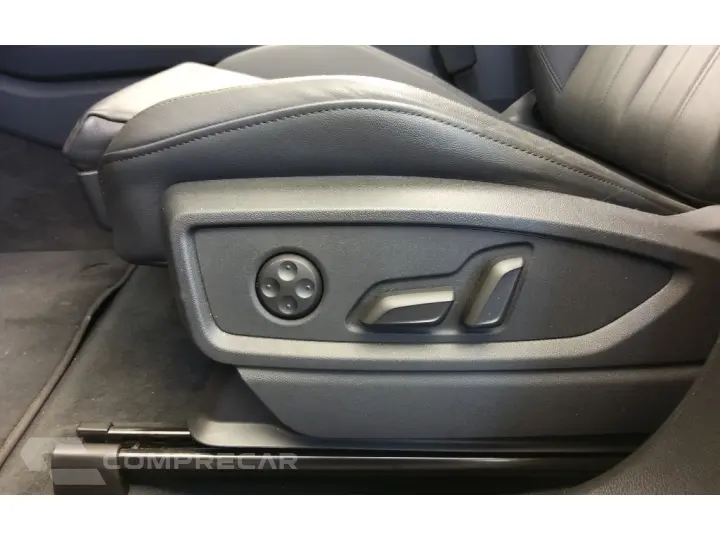 Q5 2.0 55 TFSIE PHEV SPORTBACK PERFORMANCE BLACK QUATTRO S T