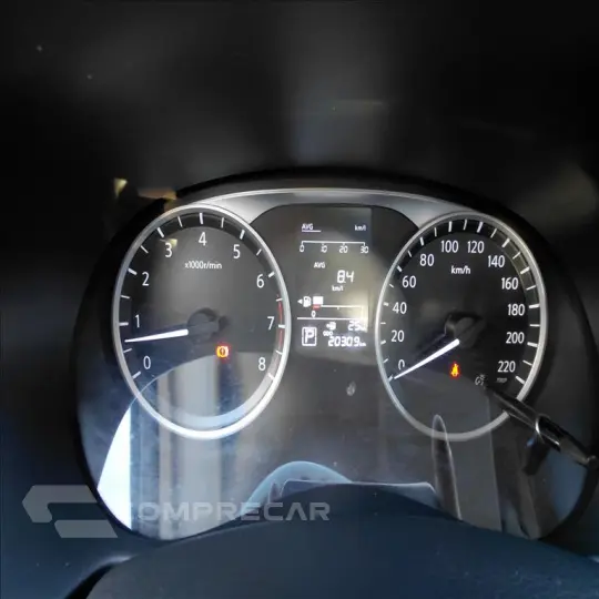 KICKS PLAY 1.6 16V FLEXSTART SENSE XTRONIC