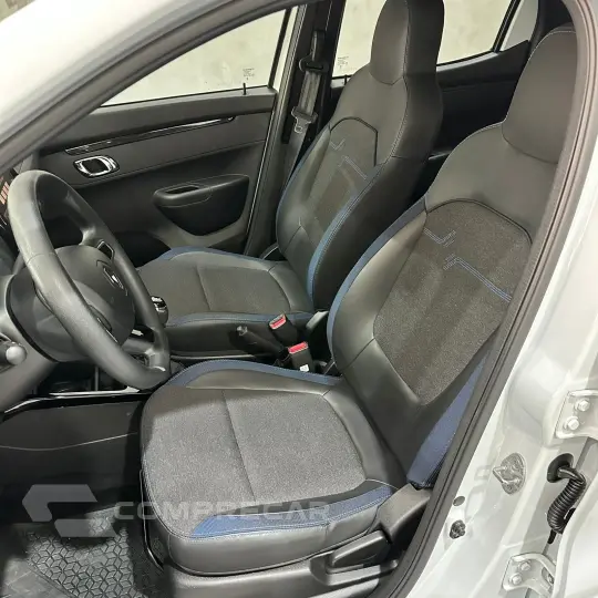 Kwid KWID Intense 1.0 Flex 12V 5p Mec.