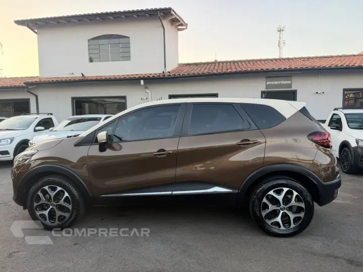 Captur 1.6 16V 4P FLEX SCE INTENSE X-TRONIC CVT