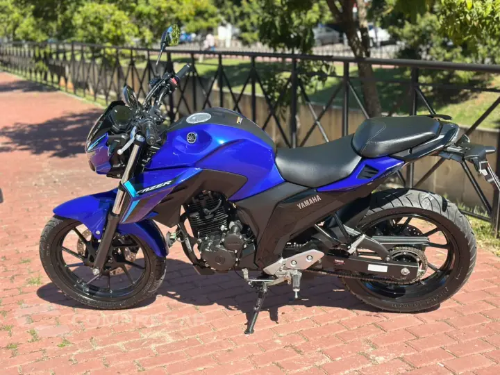 FZ25 FAZER