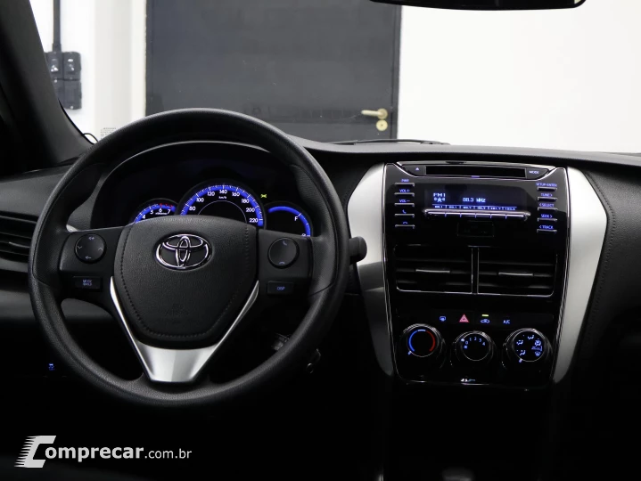 YARIS 1.3 16V XL Live