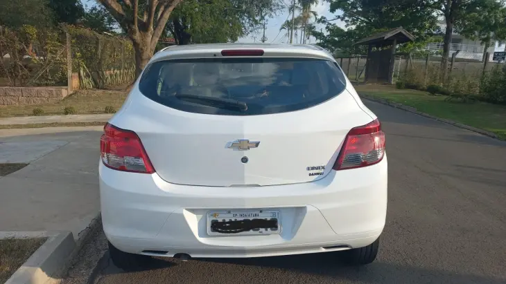 Onix 1.0MT LS