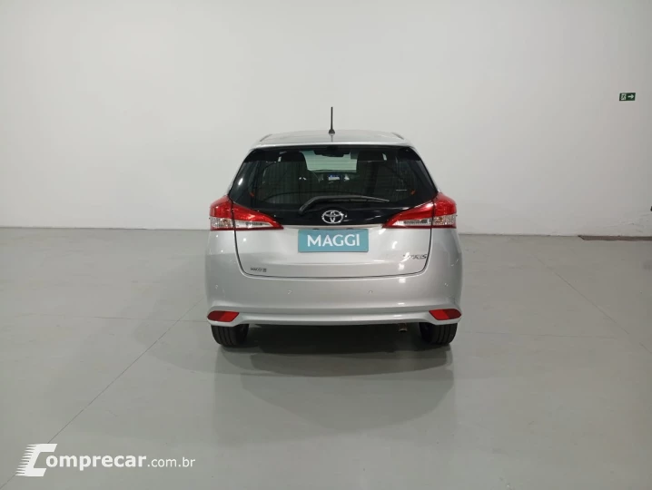 YARIS 1.5 16V XL