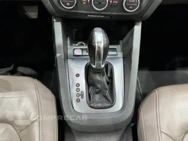 JETTA - 2.0 TSI HIGHLINE 200CV 4P TIPTRONIC