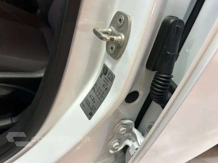 ONIX HATCH LT 1.0 12V TB Flex 5p Aut.