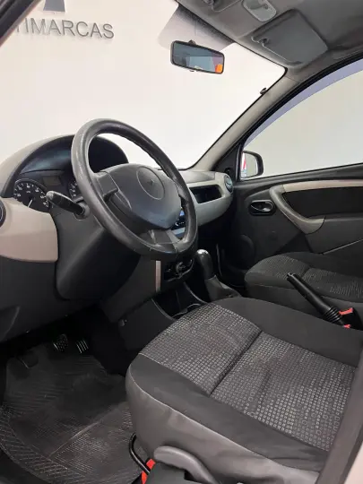 SANDERO Authentique Hi-Flex 1.0 16V 5p