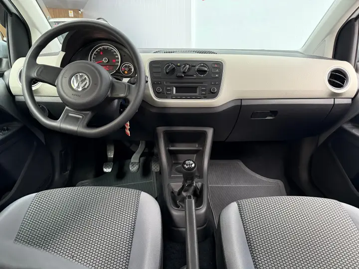 UP 1.0 TSI Move UP 12V