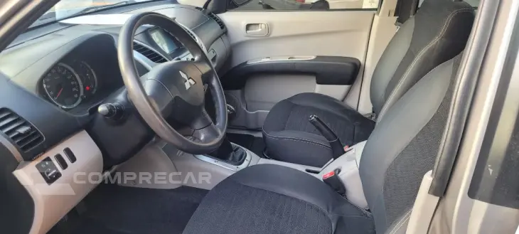 L200 Triton HLS 2.4 Flex 16V CD Mec.