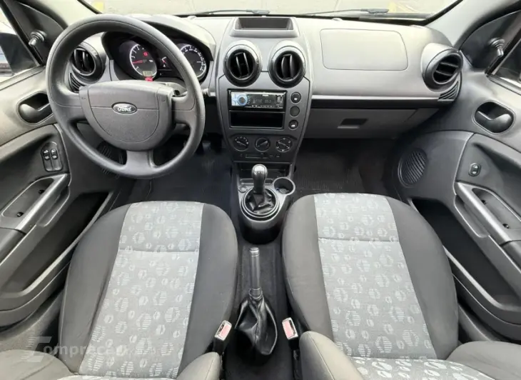 FIESTA 1.0 MPI Class Hatch 8V