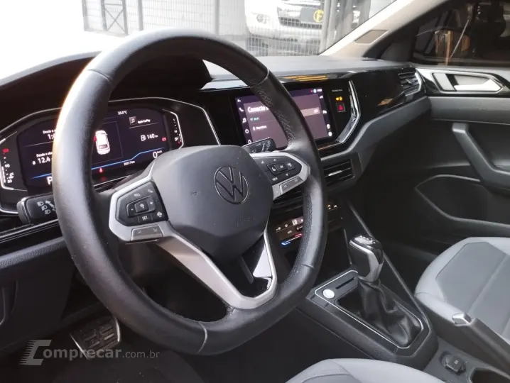 Nivus 1.0 4P FLEX 200 TSI HIGHLINE TURBO AUTOMÁTICO