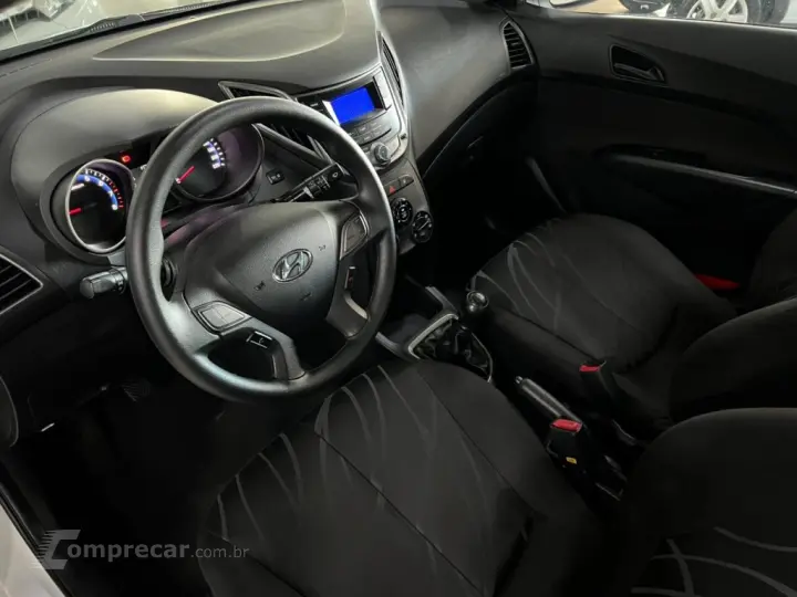 HB20S 1.0 COMFORT PLUS 12V FLEX 4P MANUAL