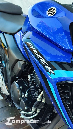YAMAHA FZ25 FAZER ABS