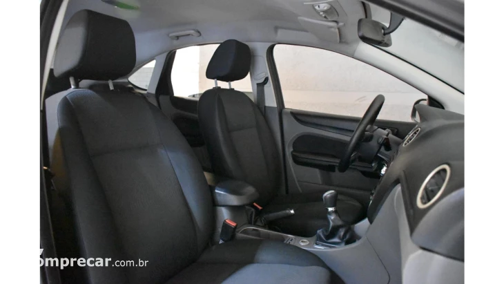 FOCUS HATCH - 1.6 GLX 16V 4P MANUAL