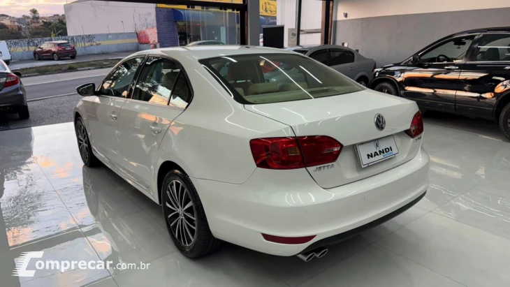 JETTA Highline 2.0 TSI 16V 4p Tiptronic