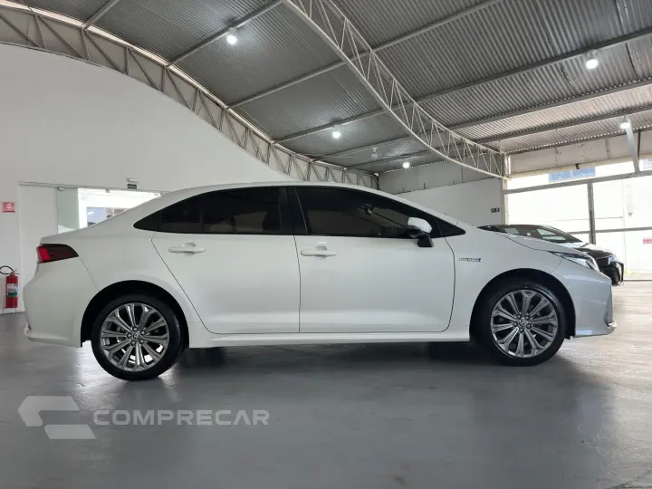 COROLLA 1.8 VVT-I Hybrid Altis