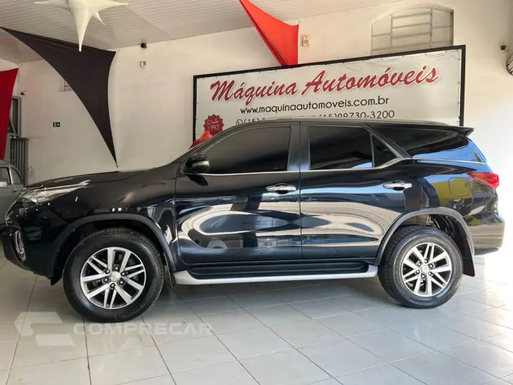 HILUX SW4 2.8 D-4d Turbo SRX 4X4