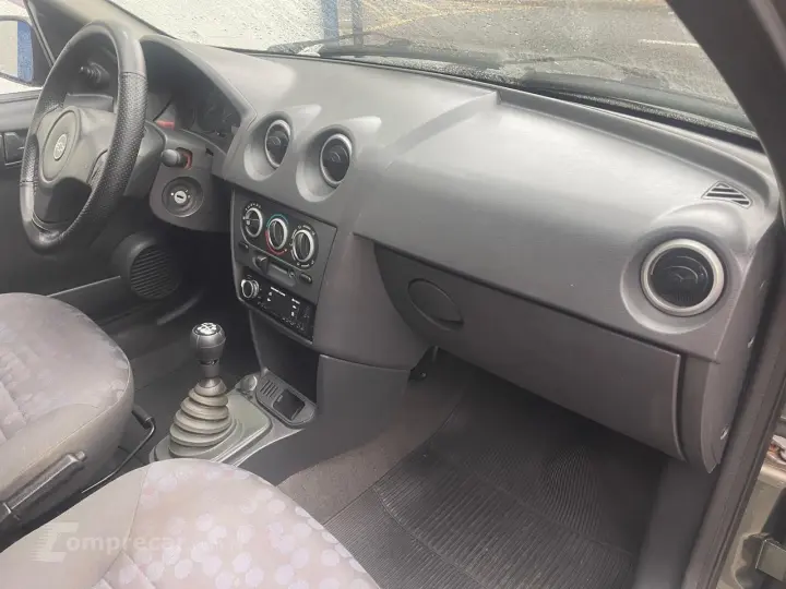 PRISMA 1.0 MPFI JOY 8V