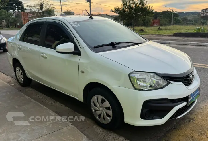 ETIOS 1.5 X Sedan 16V